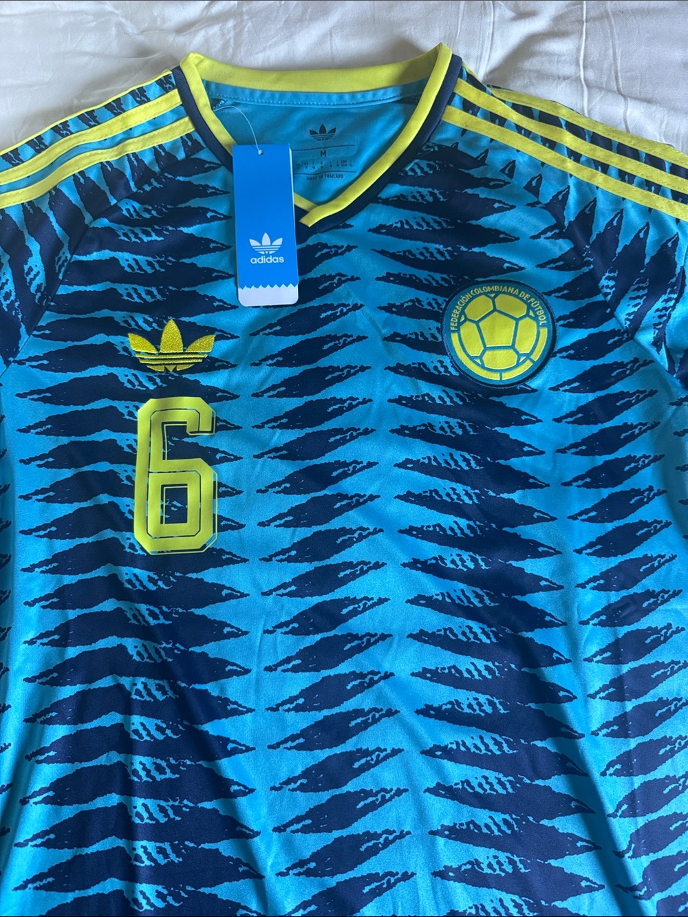 Colombia  adidas Soccer Jersey World Cup 
RICHARD RIOS - medium